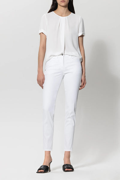 High-Stretch Skinny Jean in White