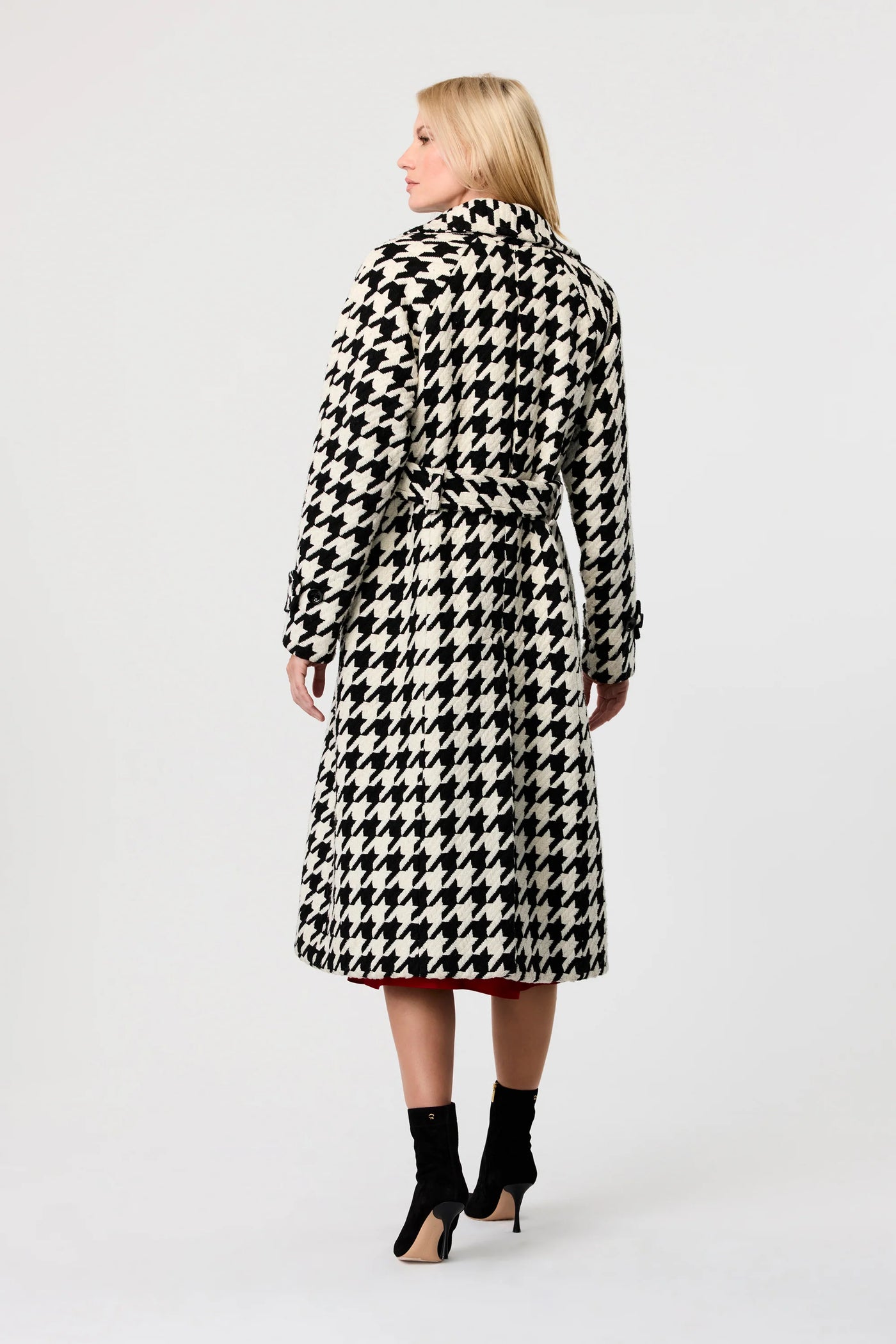 Brandy Houndstooth Coat in Jet Optic