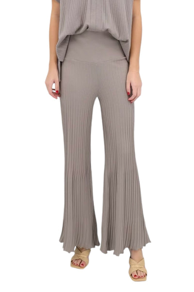 Julia Wide-Leg Pant in Taupe