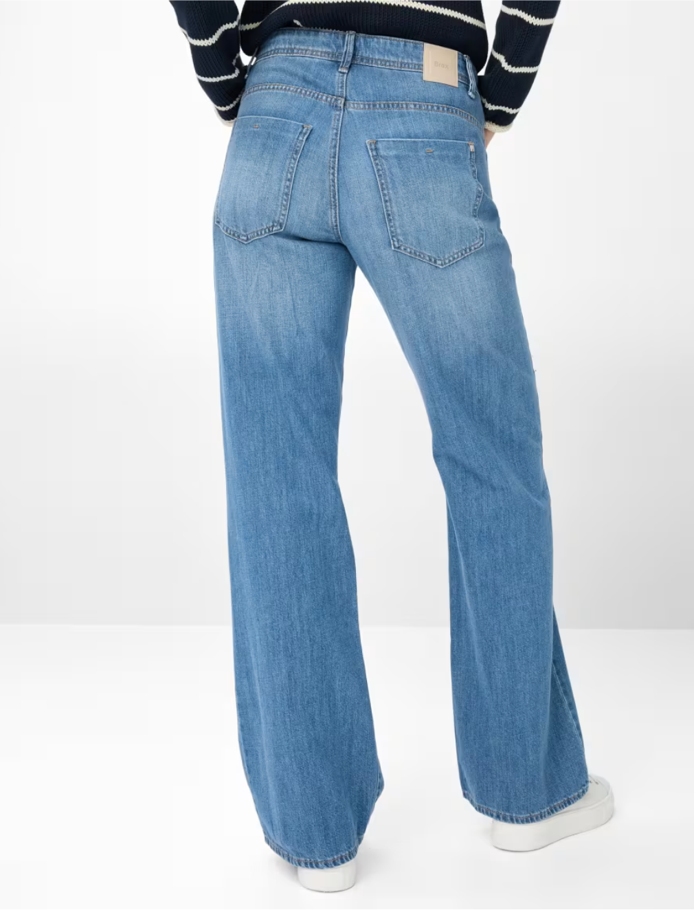 Maine Wide Leg Jean in Ultra Regular Blue