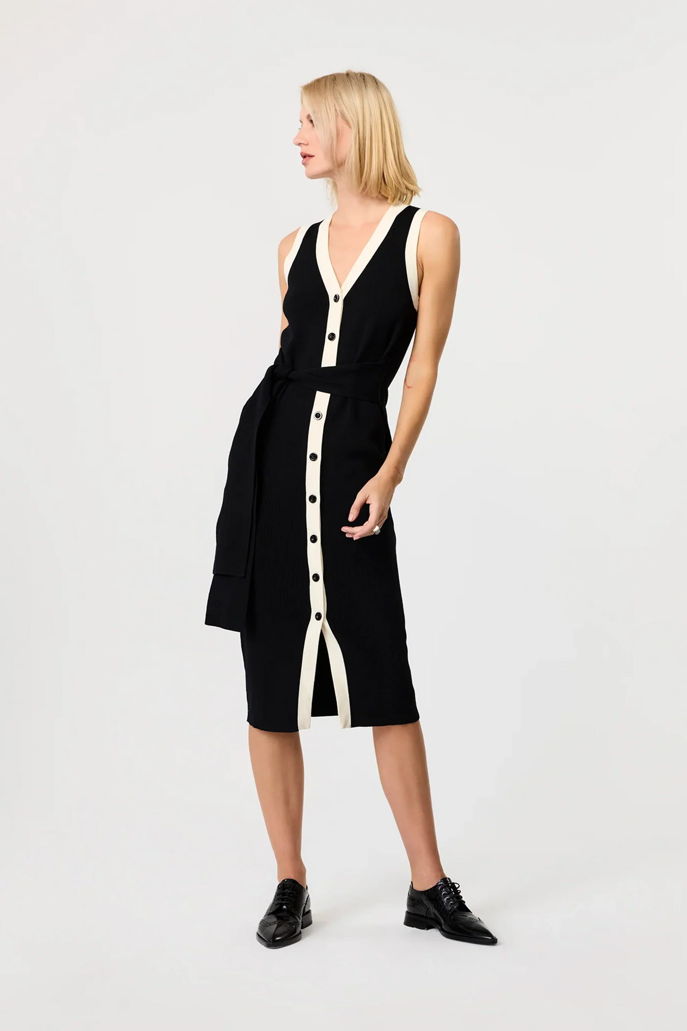 Victoria Sleeveless Tie-Front Midi Dress in Jet/Optic