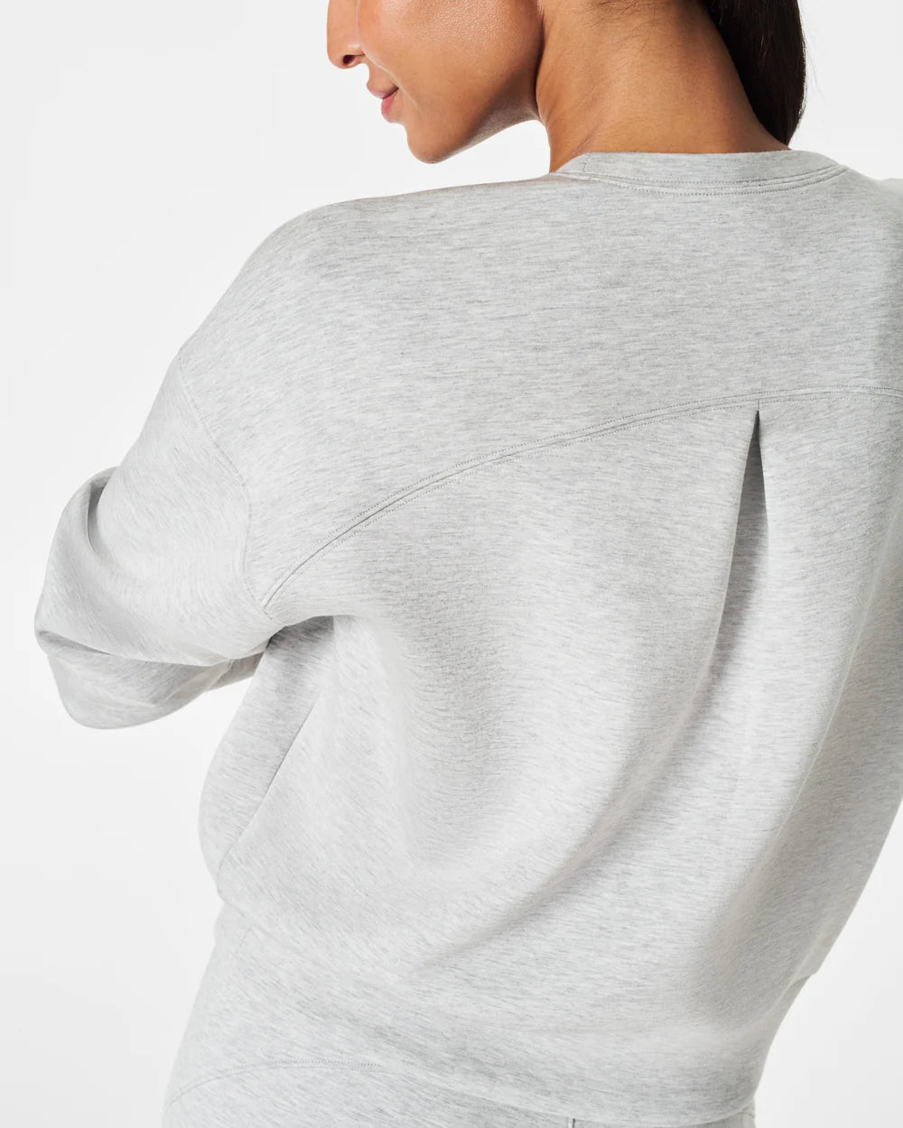 Air Essentials Crew in Light Heather Grey