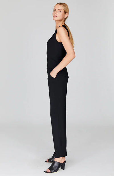 Narrow Leg Pant With Back Zip Black